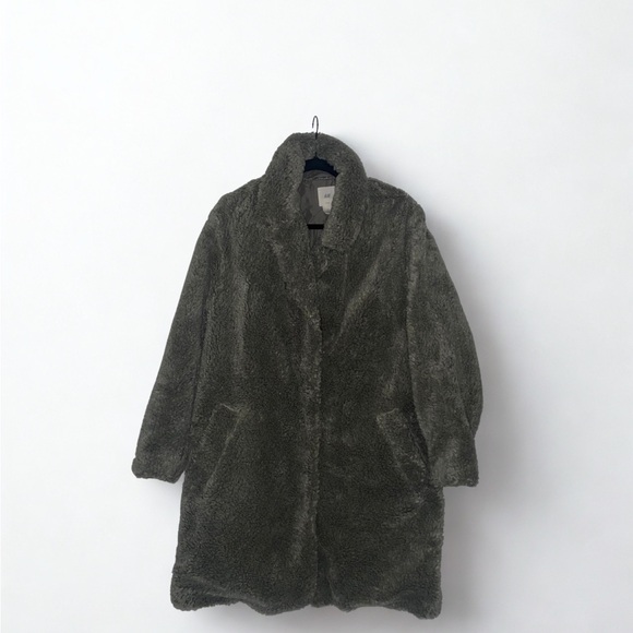H&M Jackets & Blazers - H&M Gray Teddy Sherpa Coat